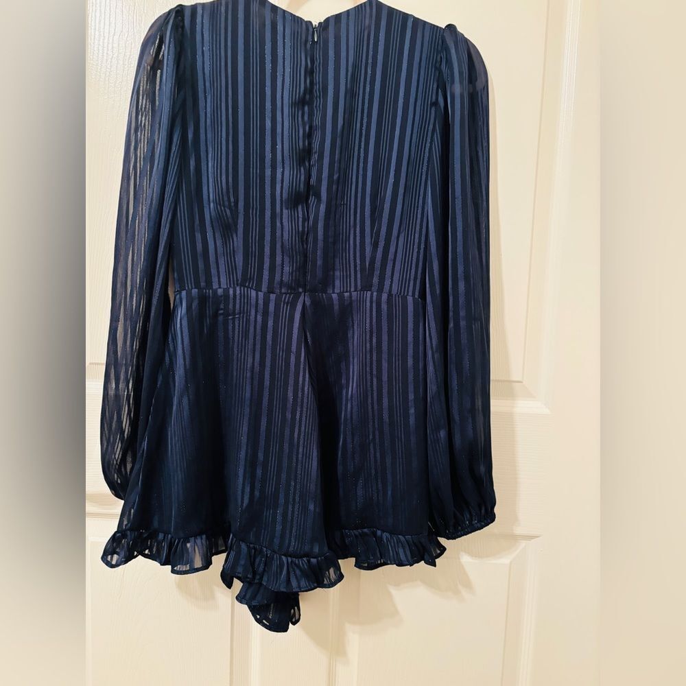 Short & Elegant Navy suit jumpsuit by Aqua, new with tag! - Picture 7 of 8